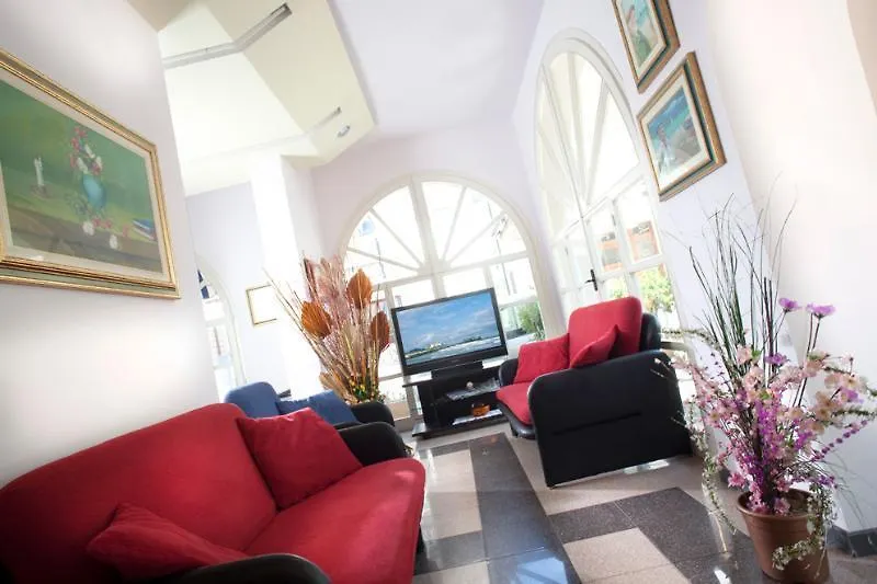 B&B And Restaurant My Home Bellaria-Igea Marina