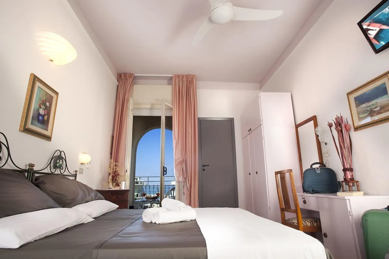 *** Hotel B&B And Restaurant My Home Bellaria-Igea Marina Italy
