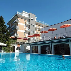 3* Hotel Nautic