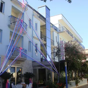 3* Hotel Capri